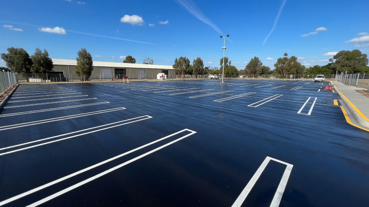 Commercial car park asphalt